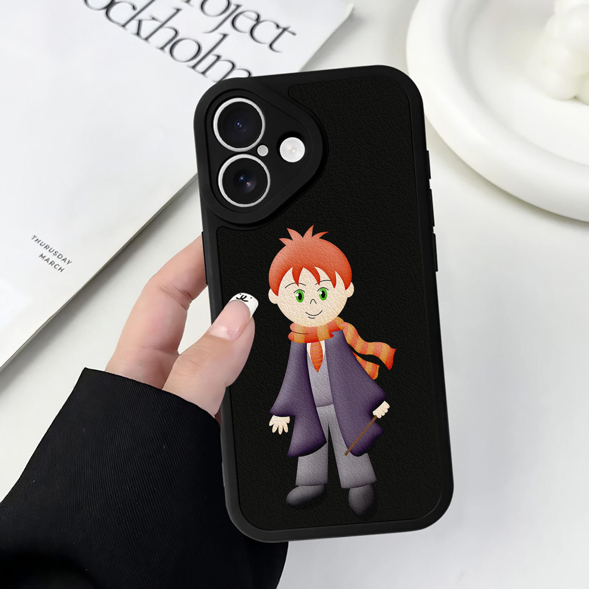 （画像用） Harry Potter ハリー・ポッターシリーズ 【iPhone 16シリーズ対応】シリコンスマホケース（レザー調） 材質：シリコン